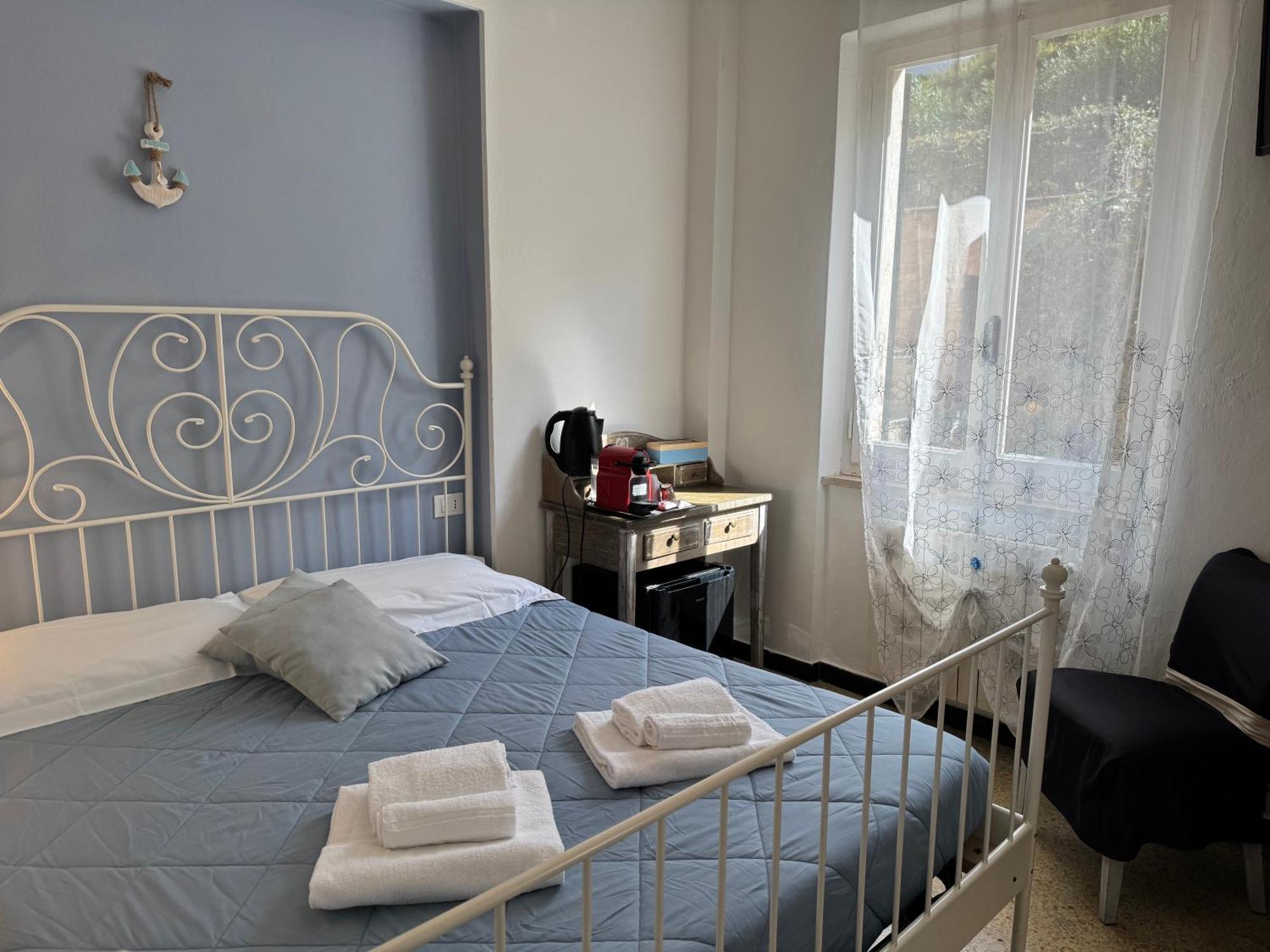 Pippo A Vernazza Rooms Bagian luar foto